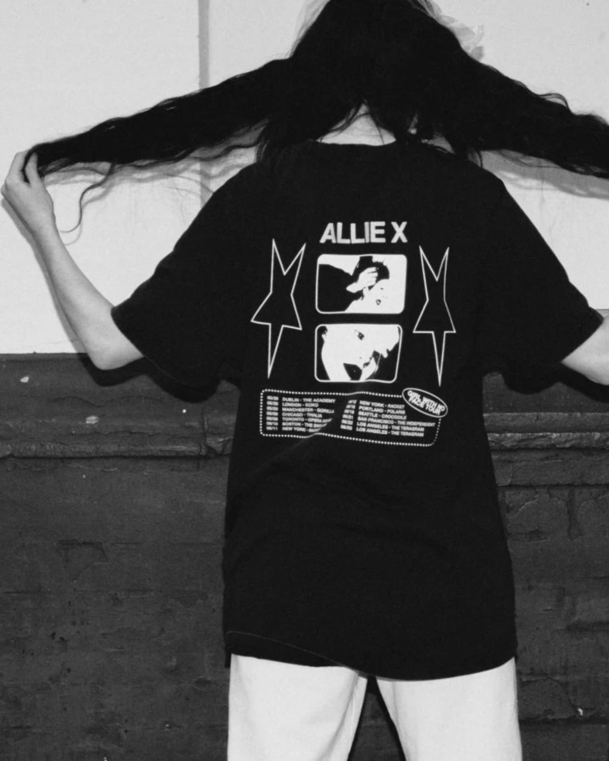 US 2024 TOUR T-SHIRT (BLACK)